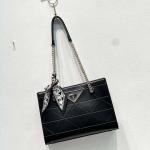 Classic ladies bag